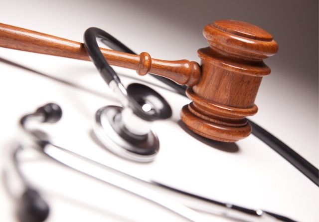 Negligencia médica en el código penal